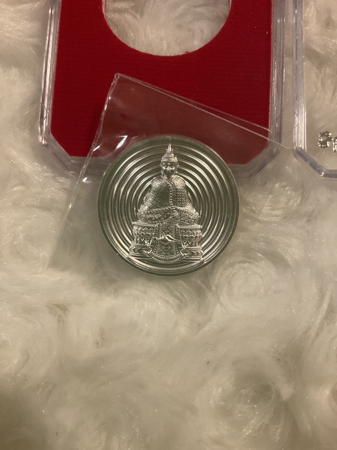 พระรัศมีเนื้อเงิน (ชนวนมหาสะท้อน) สำนักสงฆ์เกาะพระฤาษี