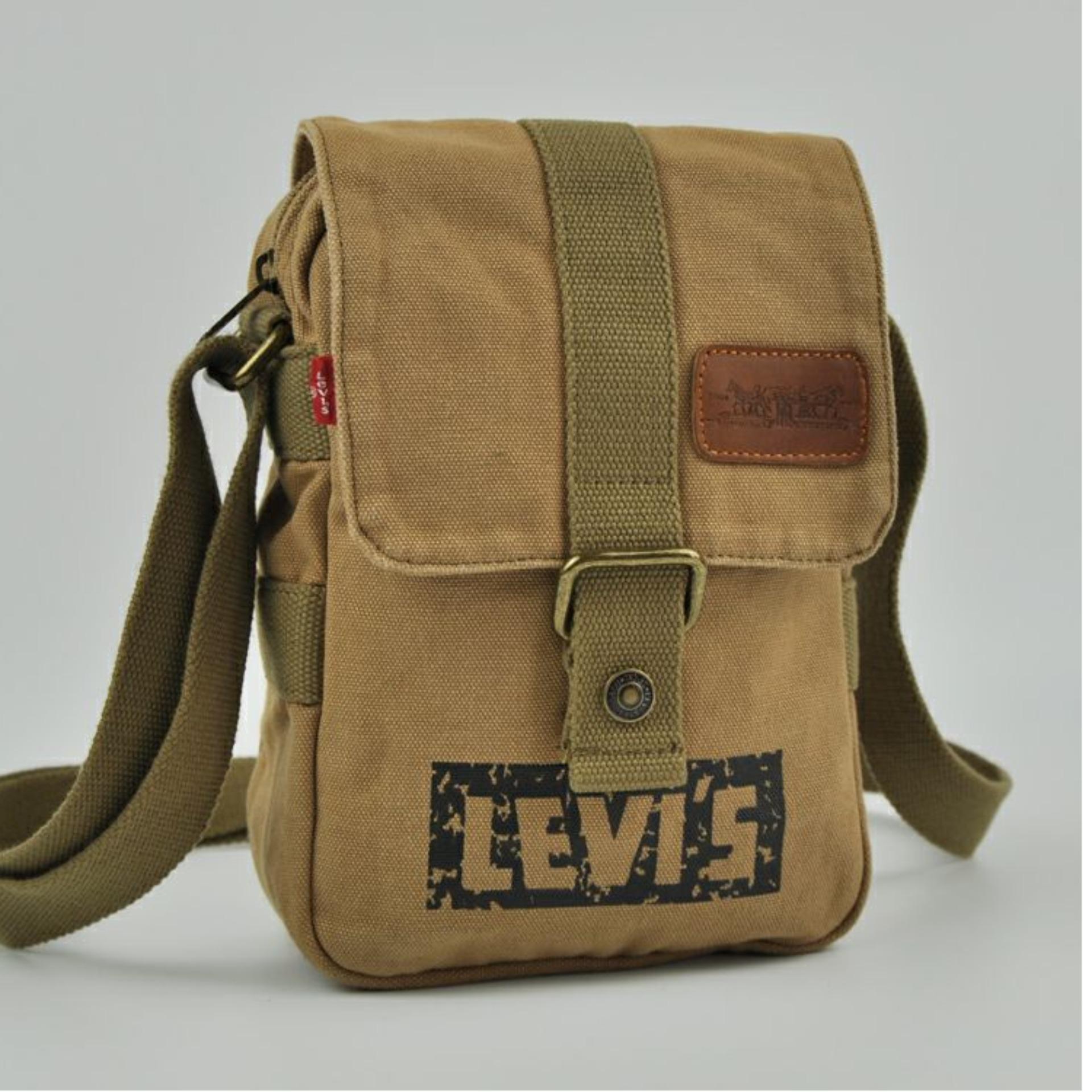 กระเป๋าสะพายข้าง Levi's Mini Messenger Bag ของใหม่ ของแท้ พร้อมส่งจากไทย กระเป๋าลีวายส์ กระเป๋าสะพายลีวายส์ กระเป๋าสะพายผู้ชาย
