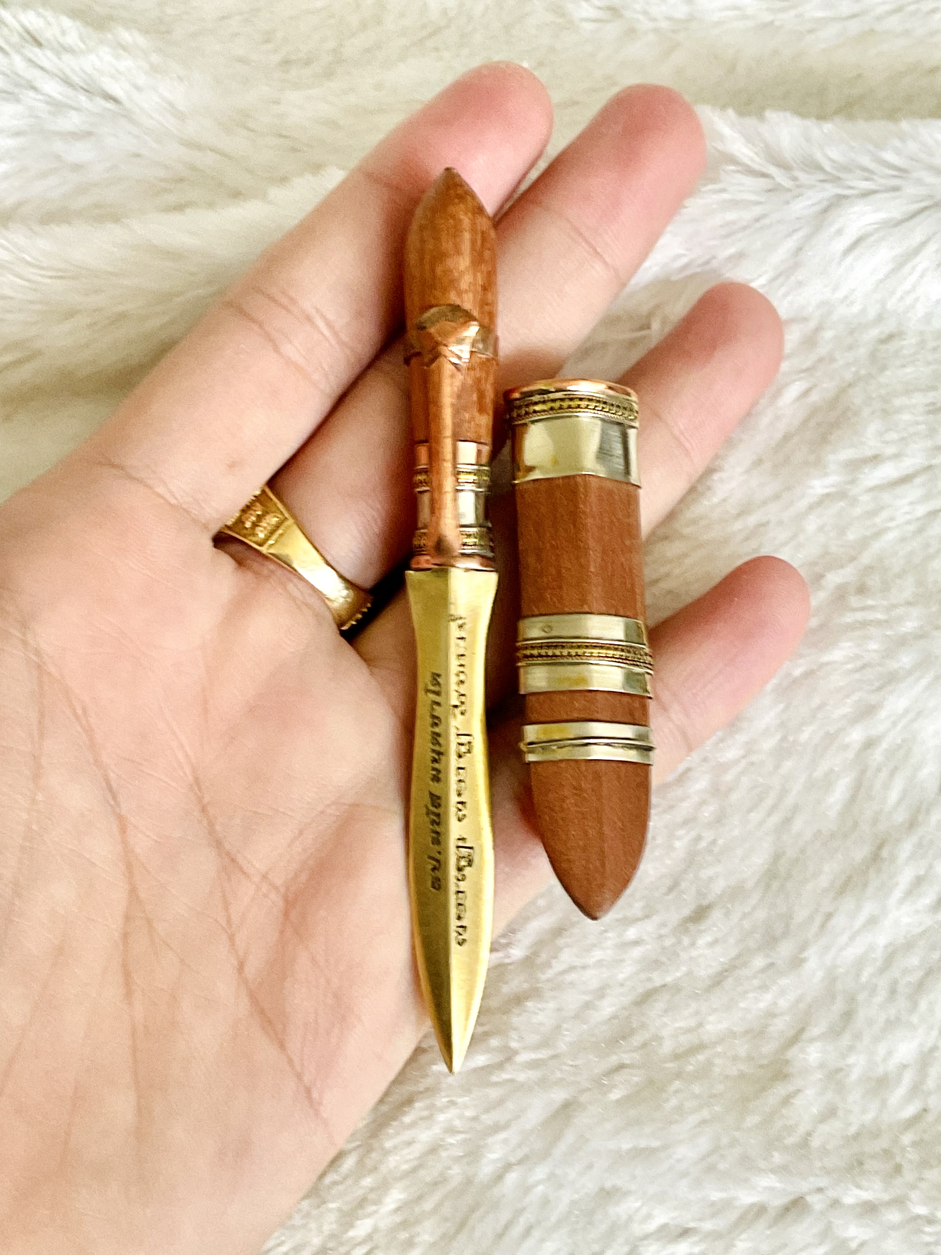 พระขรรค์ปราบมารวิชัย หลวงพ่อมนัส ขนาดพกพา ปี 68