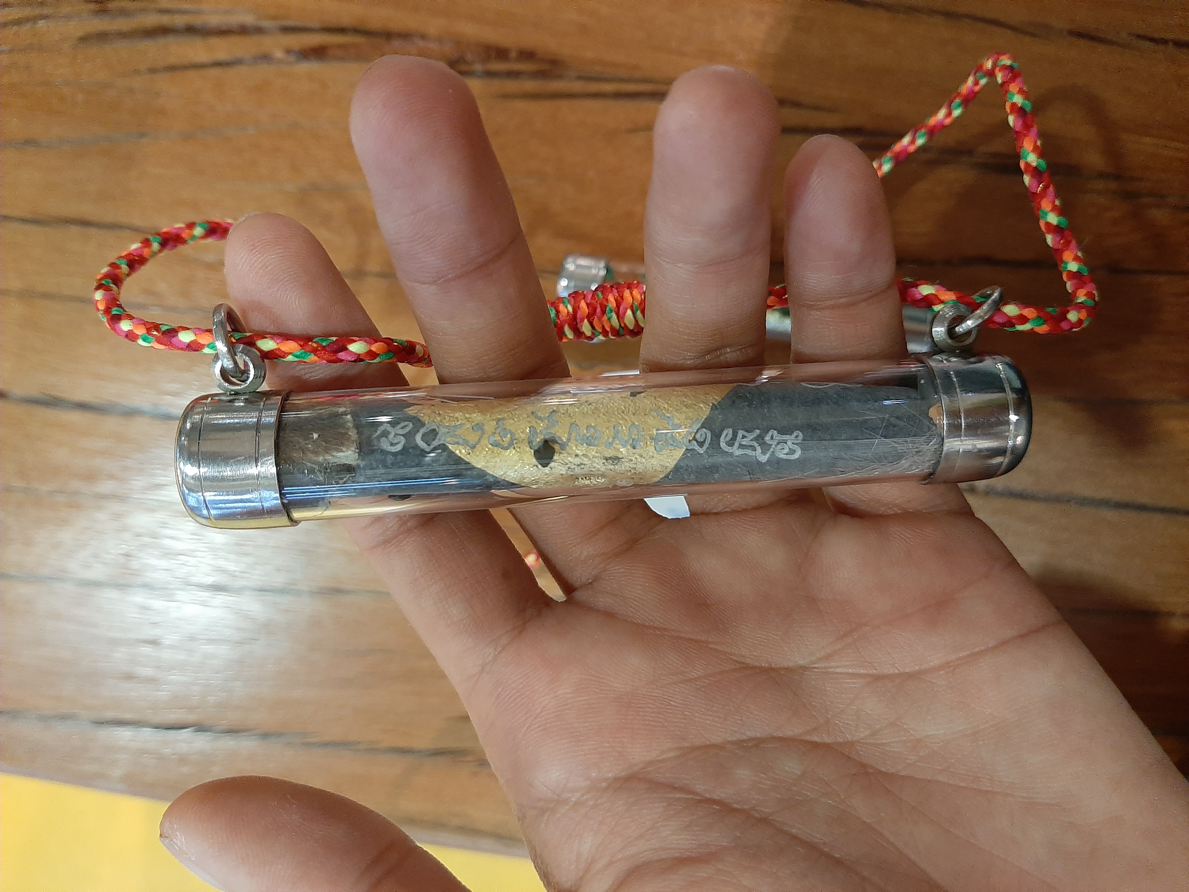 ตะกรุดวัวกินนมเสือ ผงใบลาน มีเกศา ลป.ม่วง วัดยางงาม