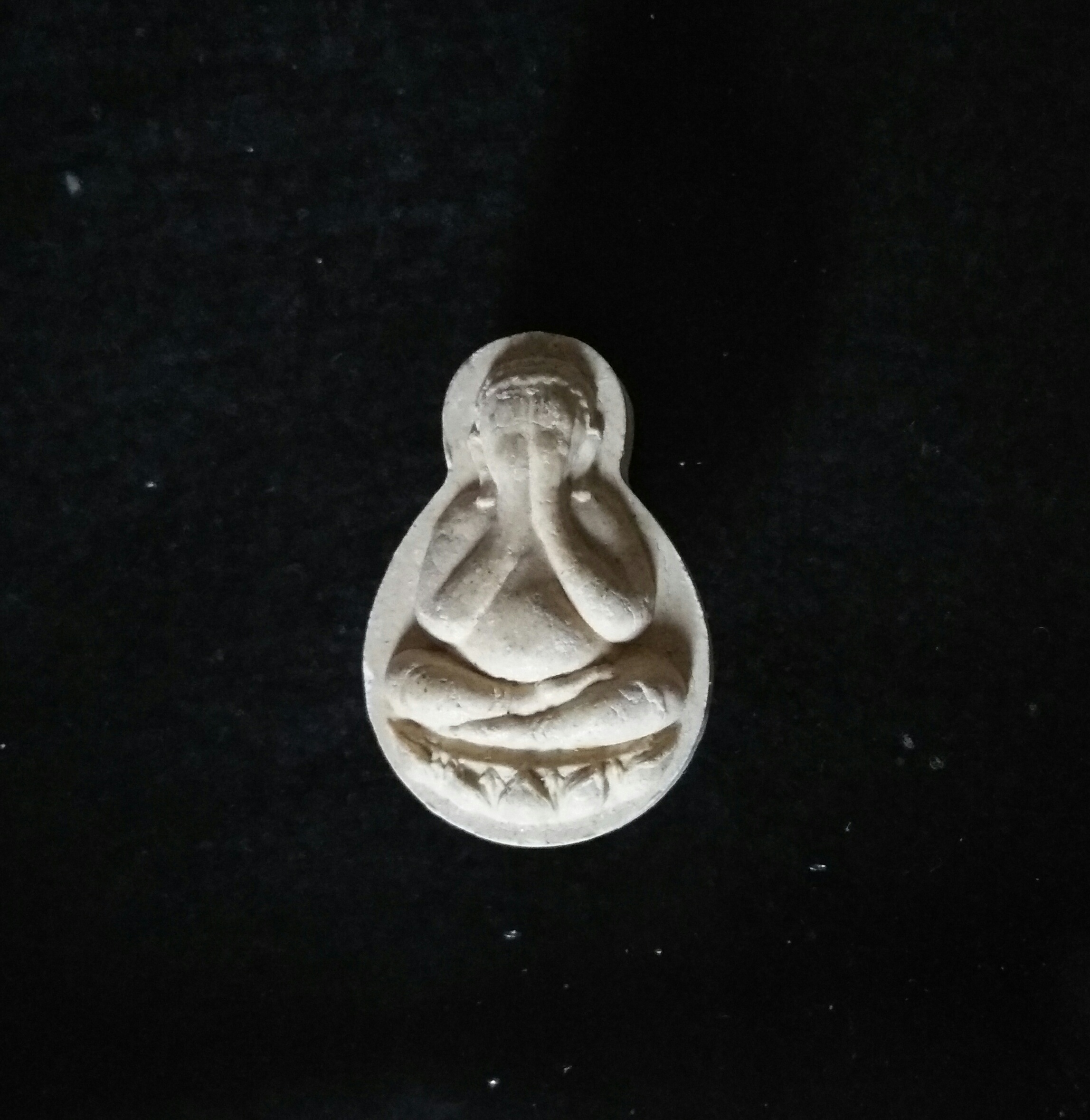 พระปิดตาน้ำเต้ากลาง ปี 30 ลป.วิเวียร