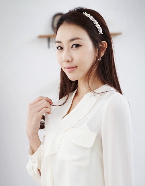 ที่คาดผม เหล็กพันริบบิ้นสีดำ ประดับพวงมุก งานสไตล์เกาหลี