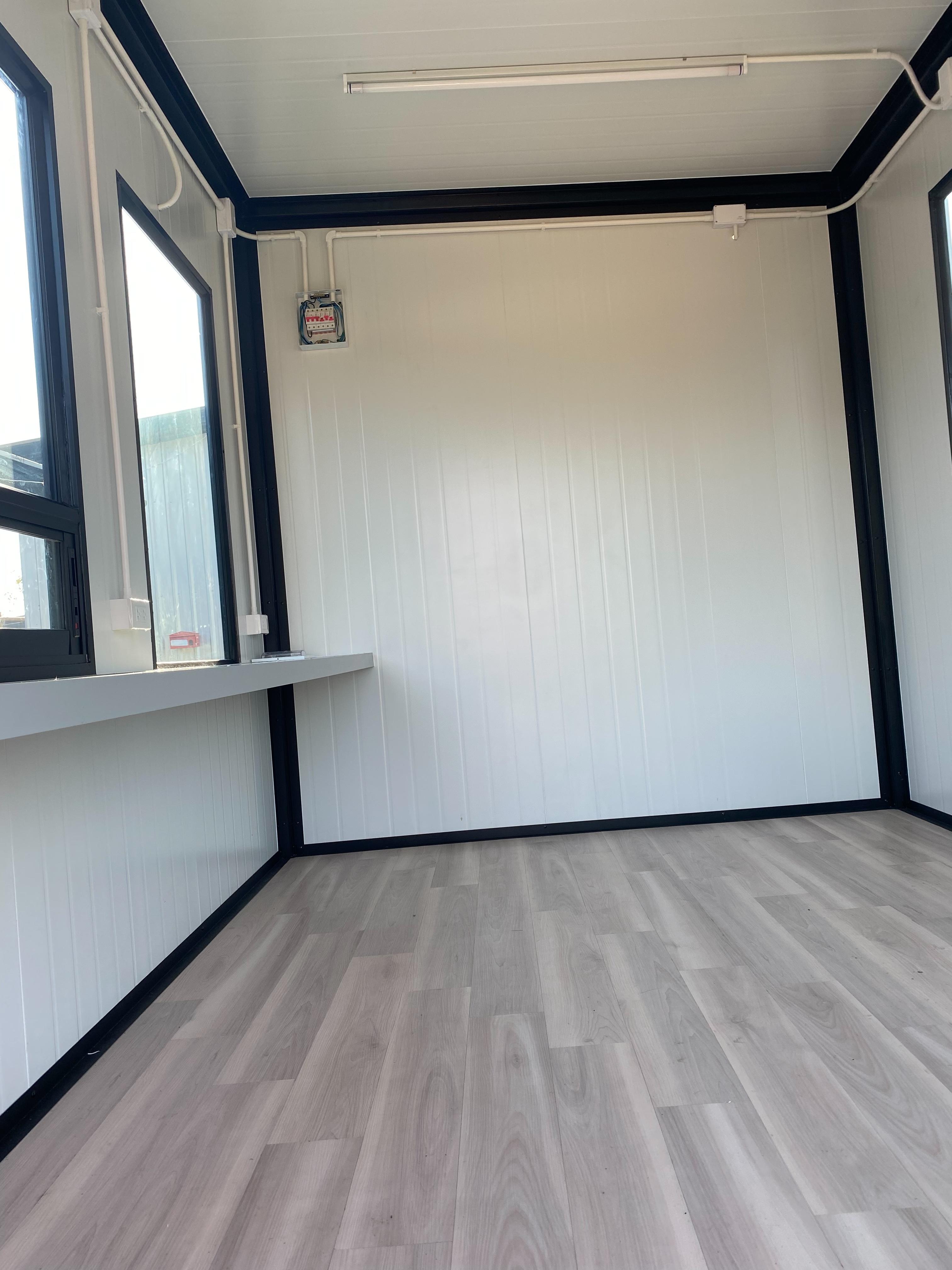 ตู้ออฟฟิศสำเร็จรูป ขนาด2.50x3.50 เมตร