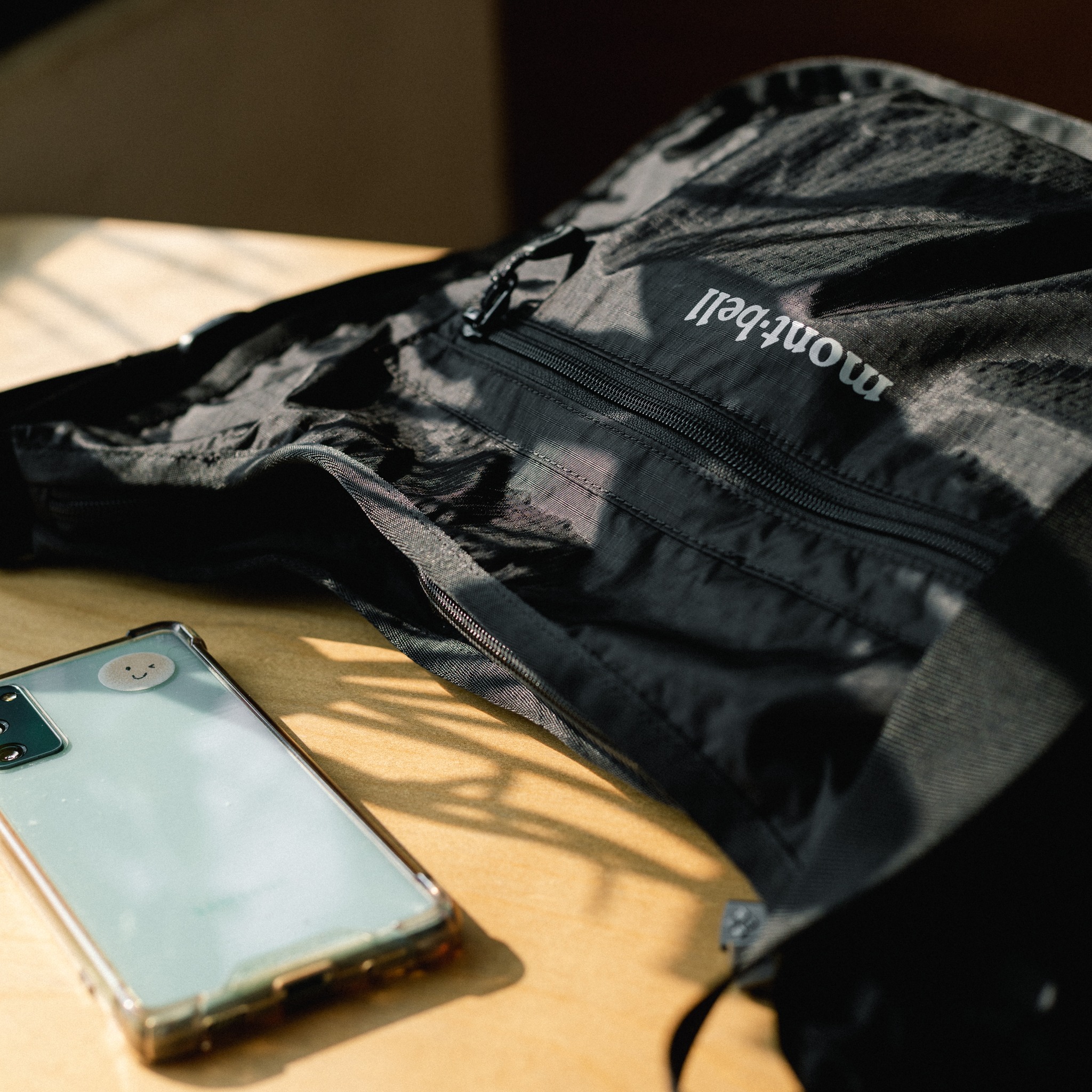 กระเป๋าสะพายข้าง Montbell Pocketable Light Shoulder L พับเก็บได้ น้ำหนักเบา ความจุ 20 ลิตร ของแท้ พร้อมส่งจากไทย