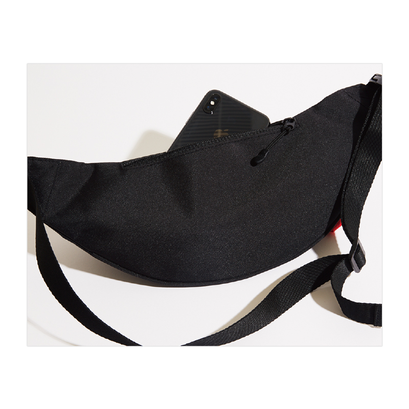 กระเป๋าสะพายข้าง Kangol Waist Bag กระเป๋าคาดอก กระเป๋าคาดเอว ของใหม่ ของแท้ พร้อมส่งจากไทย