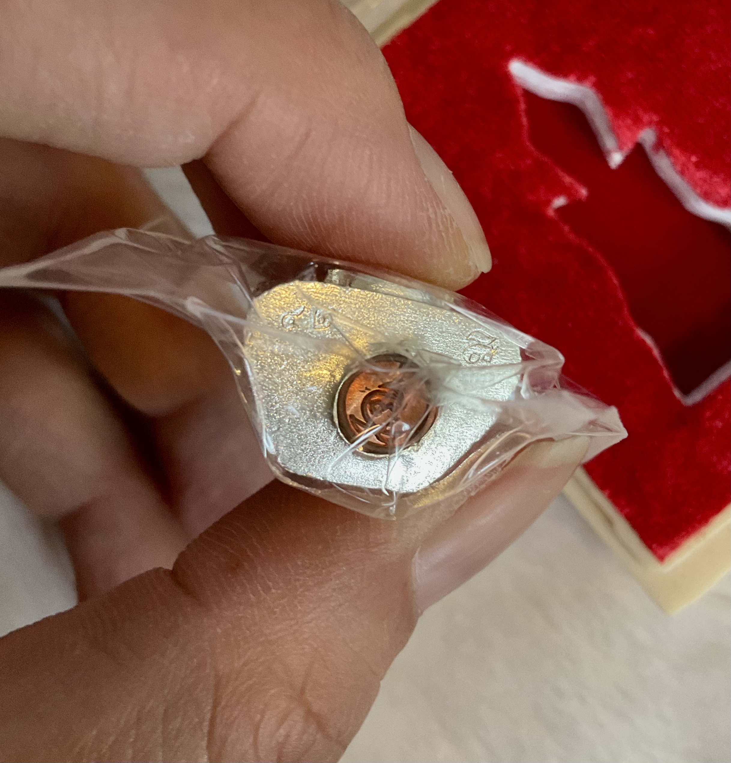 พระแก้วมรกต กะไหล่เงิน แยกชุดกรรมการ 1 ใน 299 หลวงปู่บัว วัดศรีบูรพาราม