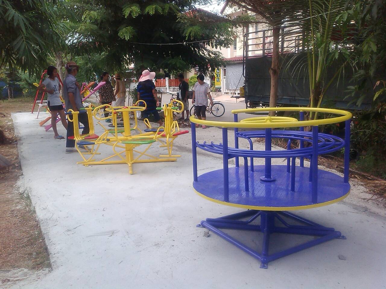 รหัส PG ผลงานติดตั้ง (หมู่บ้านลภาวัล12 จ.นนทบุรี) เครื่องเล่นสนามกลางแจ้งสำหรับเด็ก