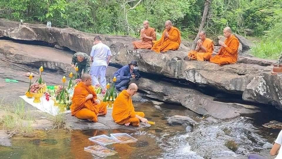 หนุมานเนื้อดินเผาอุดผง รุ่น องค์ครู (องค์ที่ 1 โซนน้ำตาลส้ม) พระอาจารย์ต้อม วัดท่าสะแบง ปี 67