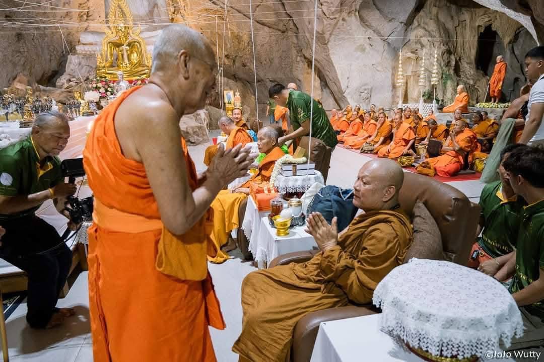 พระขรรค์ปราบมารวิชัย หลวงพ่อมนัส ขนาดพกพา ปี 68