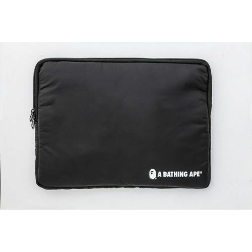 กระเป๋าใส่ Laptop & Ipad A Bathing Ape Laptop Bag ของใหม่ ของแท้ พร้อมส่ง Bape