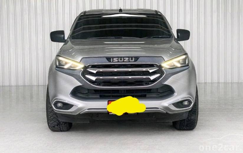 กันชนหน้า กันชนหลัง ISUZU MU-X MUX อีซูซุ มิวเอ็กซ์ ปี 2021 ขายตามสภาพครับ