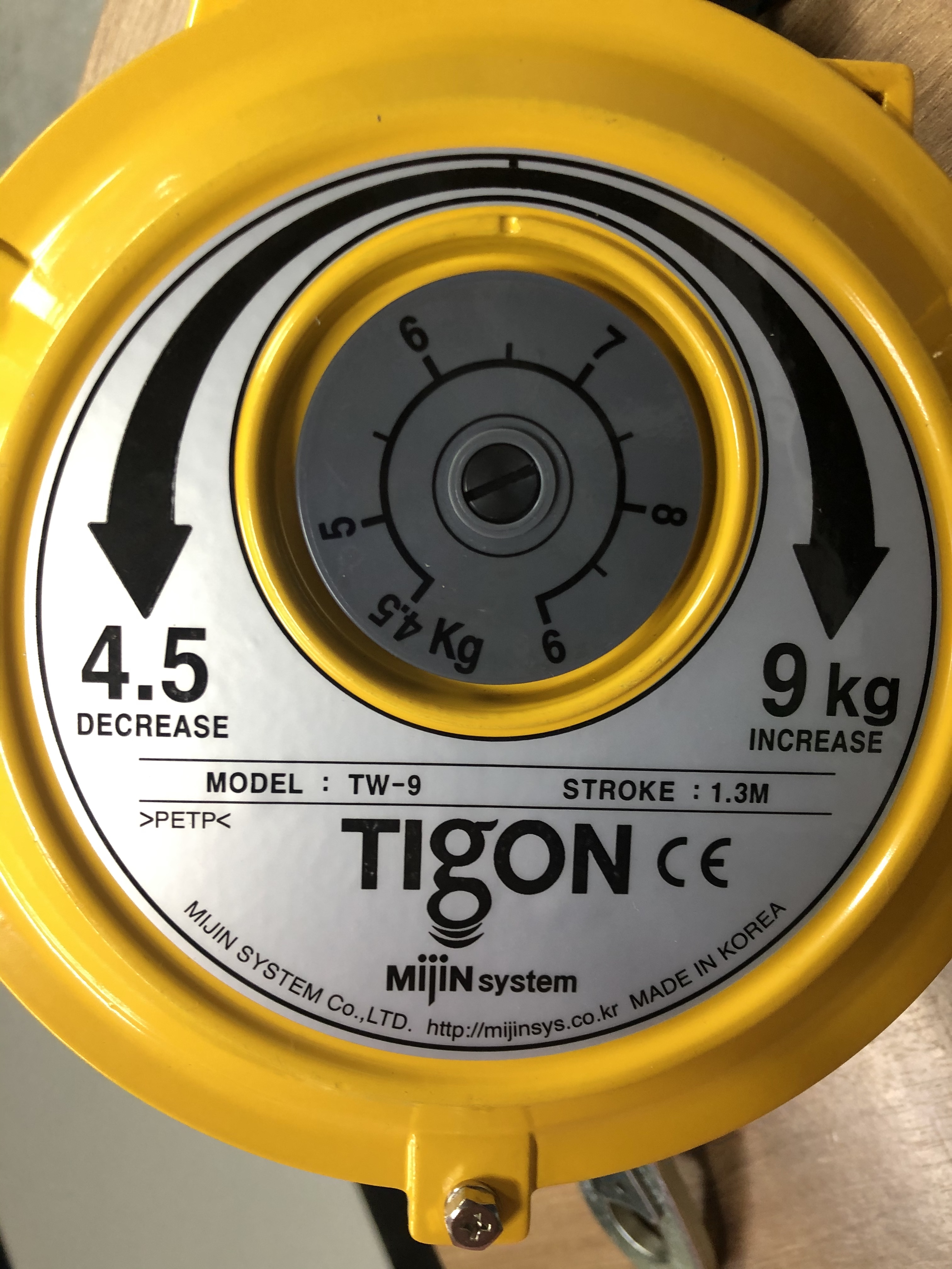 Tigon ไทกอน รุ่น TW-9 สปริงบาลานเซอร์ รอกสปริง 4.5-9.0 kg. Spring Balancer