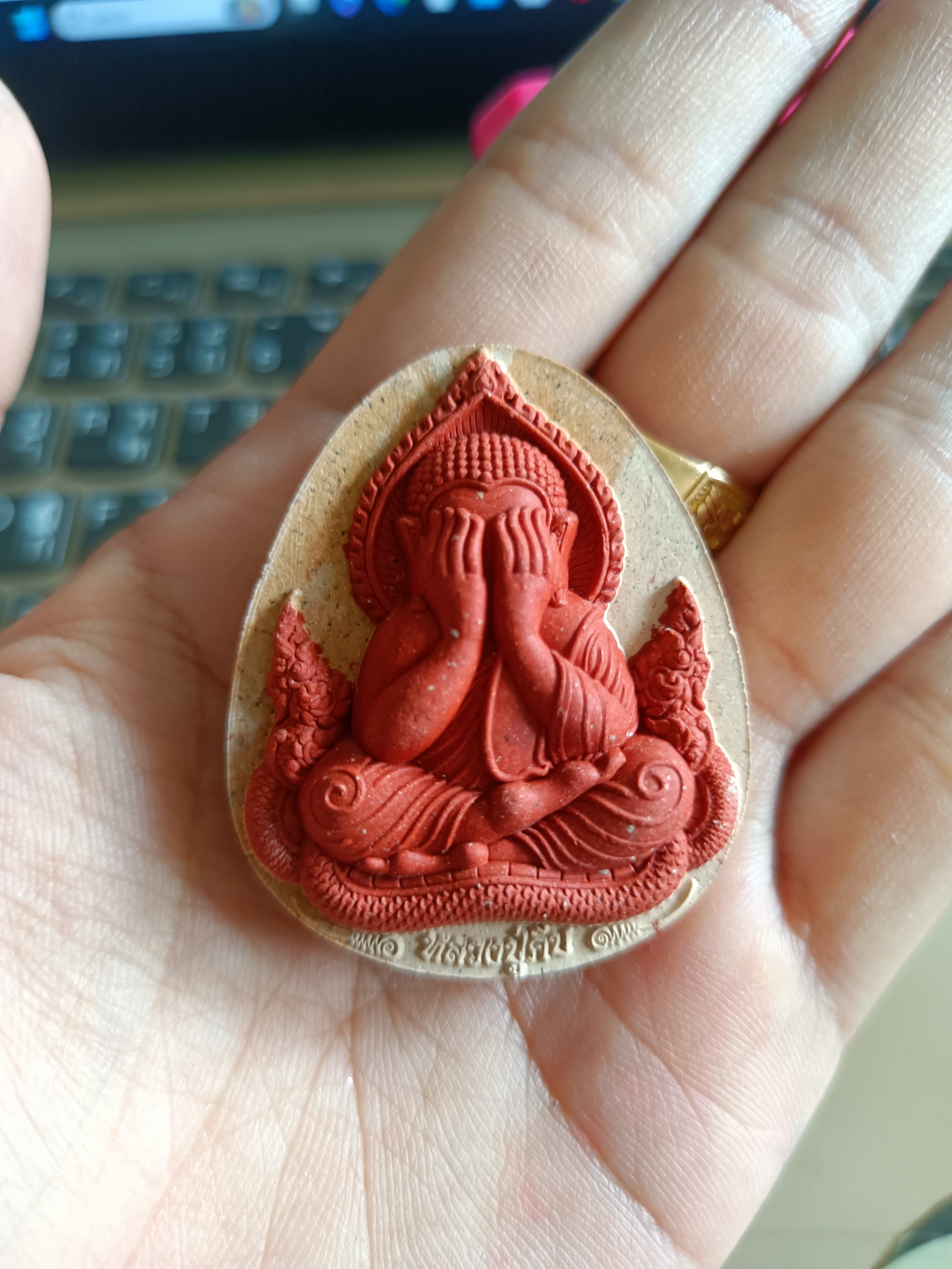 พระผงปิดตาหลวงปู่คีบ (องค์ละ 299 บาท ยกชุด 3 องค์ 750.-)