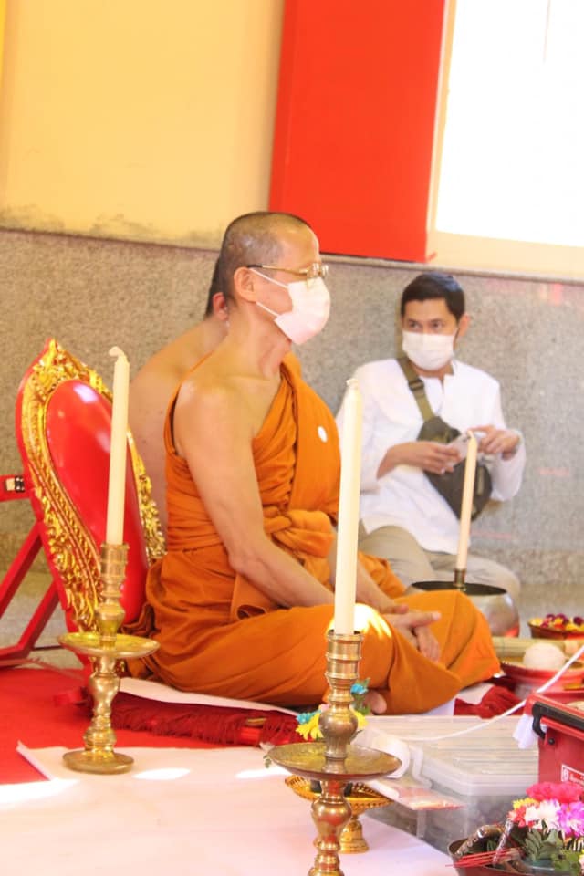 พระกริ่งผงขุนแผน เรือนพระภรตมุนี (กรอบตลับเงิน) หลวงพ่อเล็กร่วมเสก ปี 64