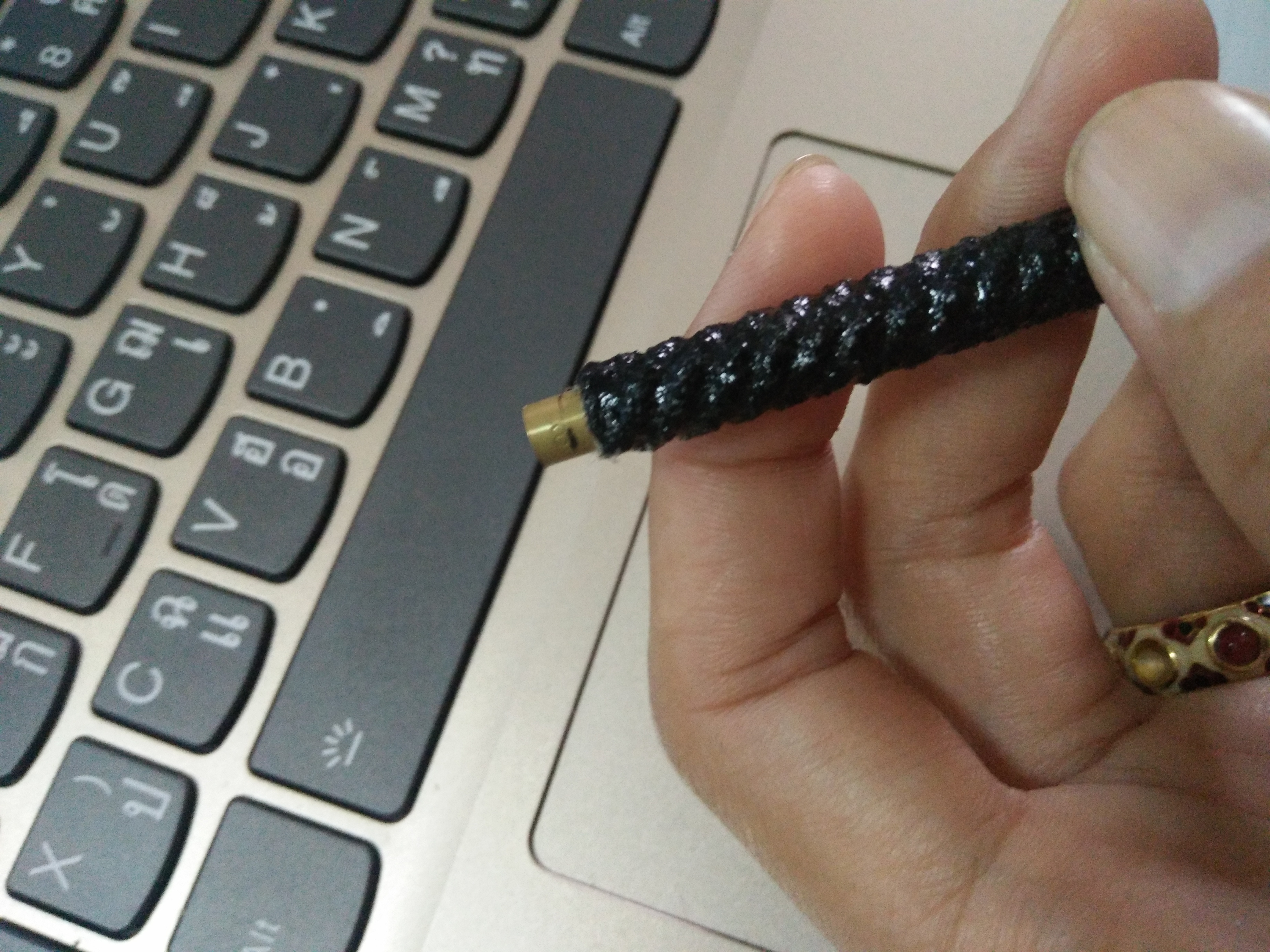 ตะกรุดโสฬสมงคล รุ่น 100 ปี หลวงตาวาส no.589 (ด้านในบรรจุเกศา)