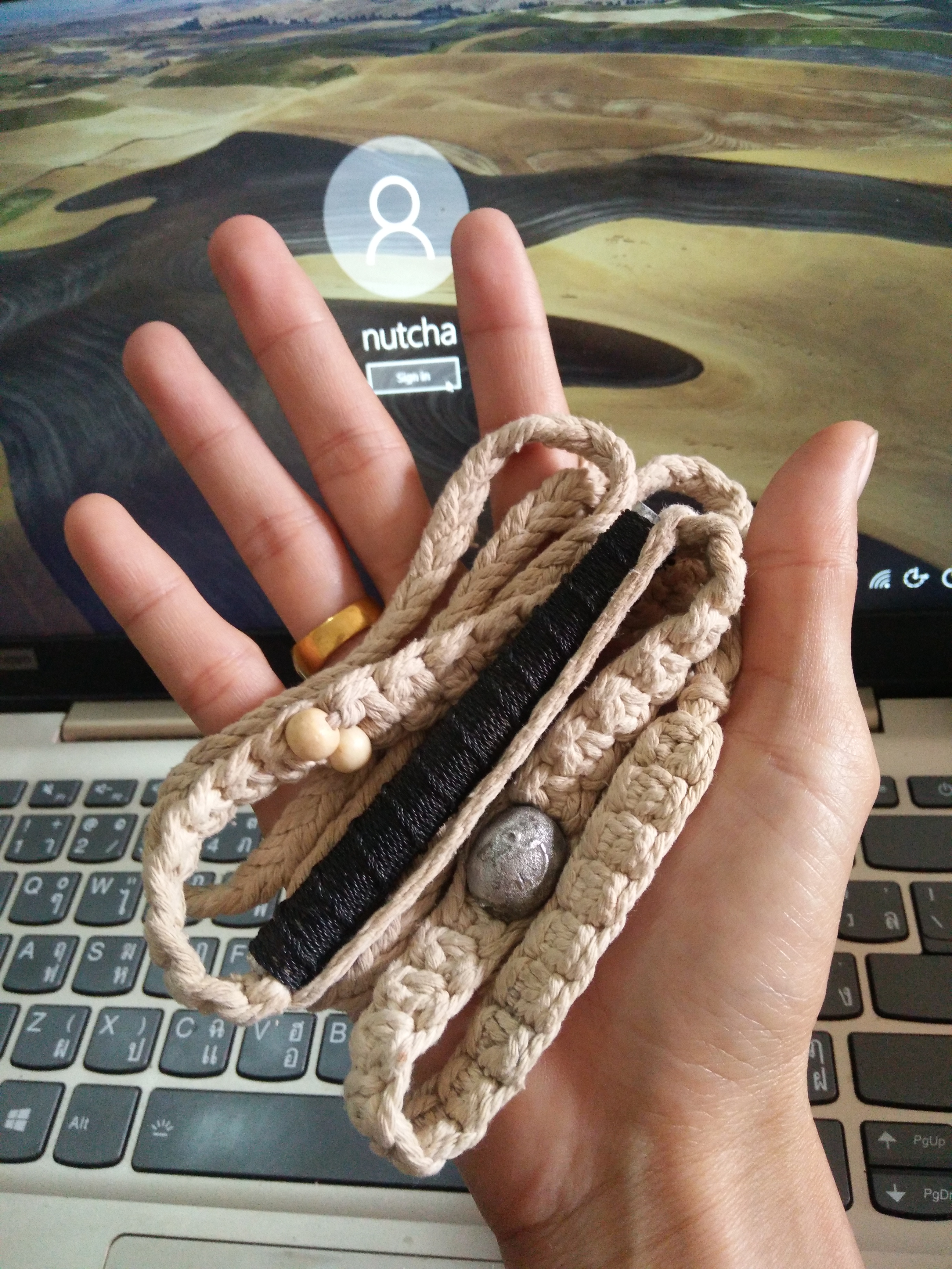 ตะกรุดมนต์พระกาฬ หลวงพ่อกวยพร้อมลูกสะกดและสายคาดเอว