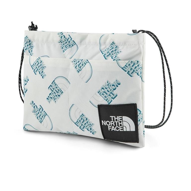 กระเป๋าสะพายข้าง The North Face P2 Logo Shoulder Bag ของใหม่ ของแท้ พร้อมส่งจากไทย