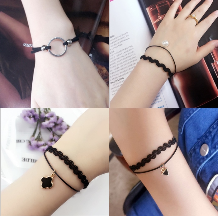 สร้อยข้อมือ โชคเกอร์ สีดำ มีจี้ห้อย แบบตามรูป ขายส่ง เซต 10 เส้น