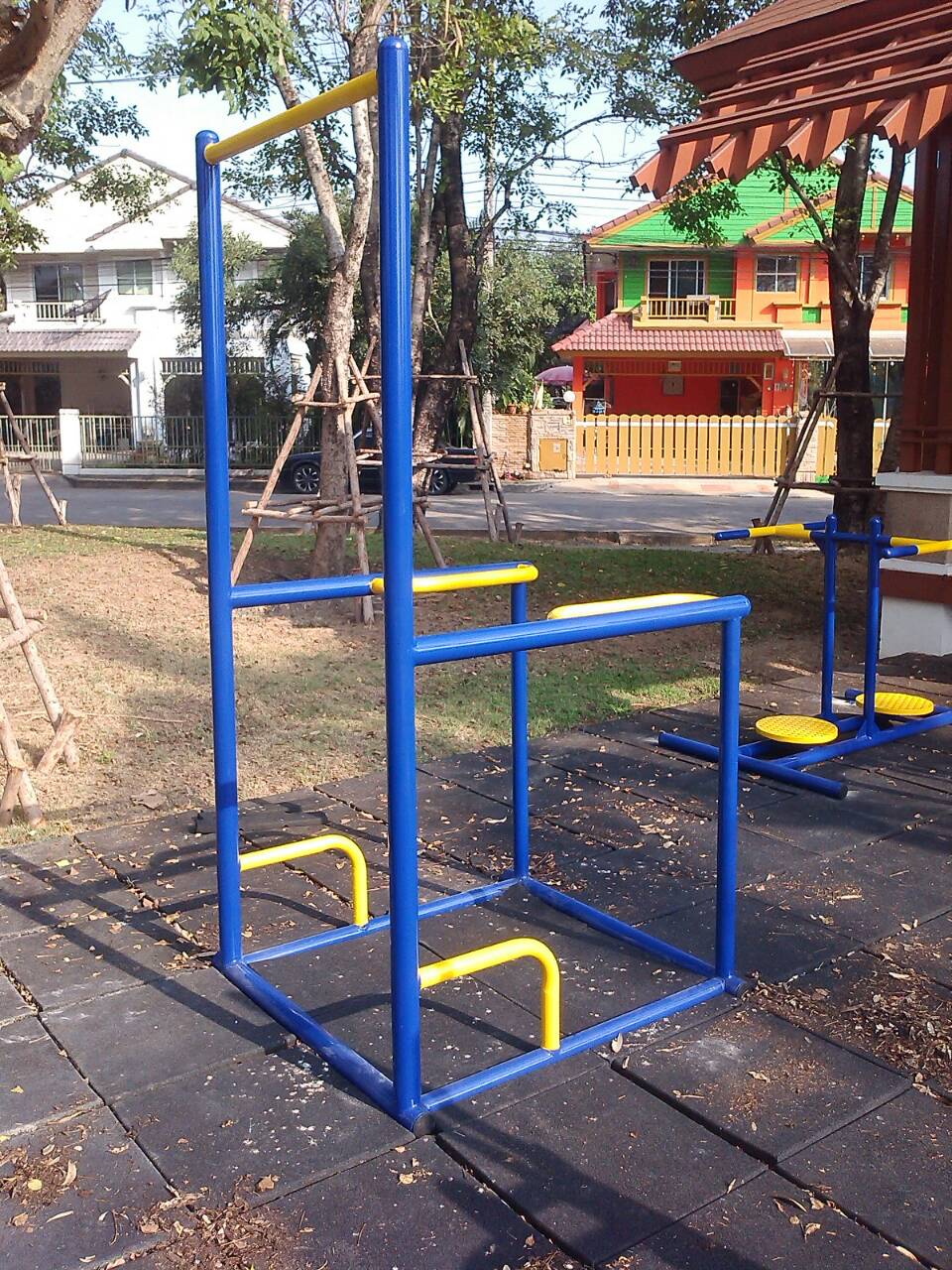 รหัส SM ผลงานติดตั้ง (หมู่บ้านจัดสรรพฤกษ์ลดา รังสิต คลอง 4 - อ.ลำลูกกา จ.ปทุมธานี) เครื่องออกกำลังกายกลางแจ้ง-02
