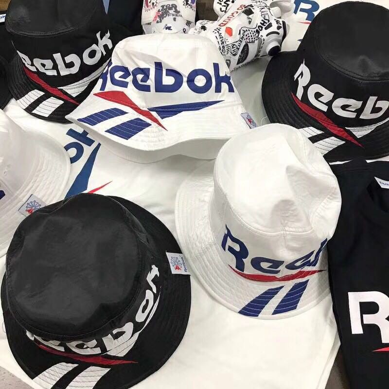 หมวกบักเก็ต Reebok Classic Vector Bucket Hat ของแท้ พร้อมส่ง มาพร้อมป้าย Tag และถุงใส่ หมวก Bucket แท้แน่นอน 100 %