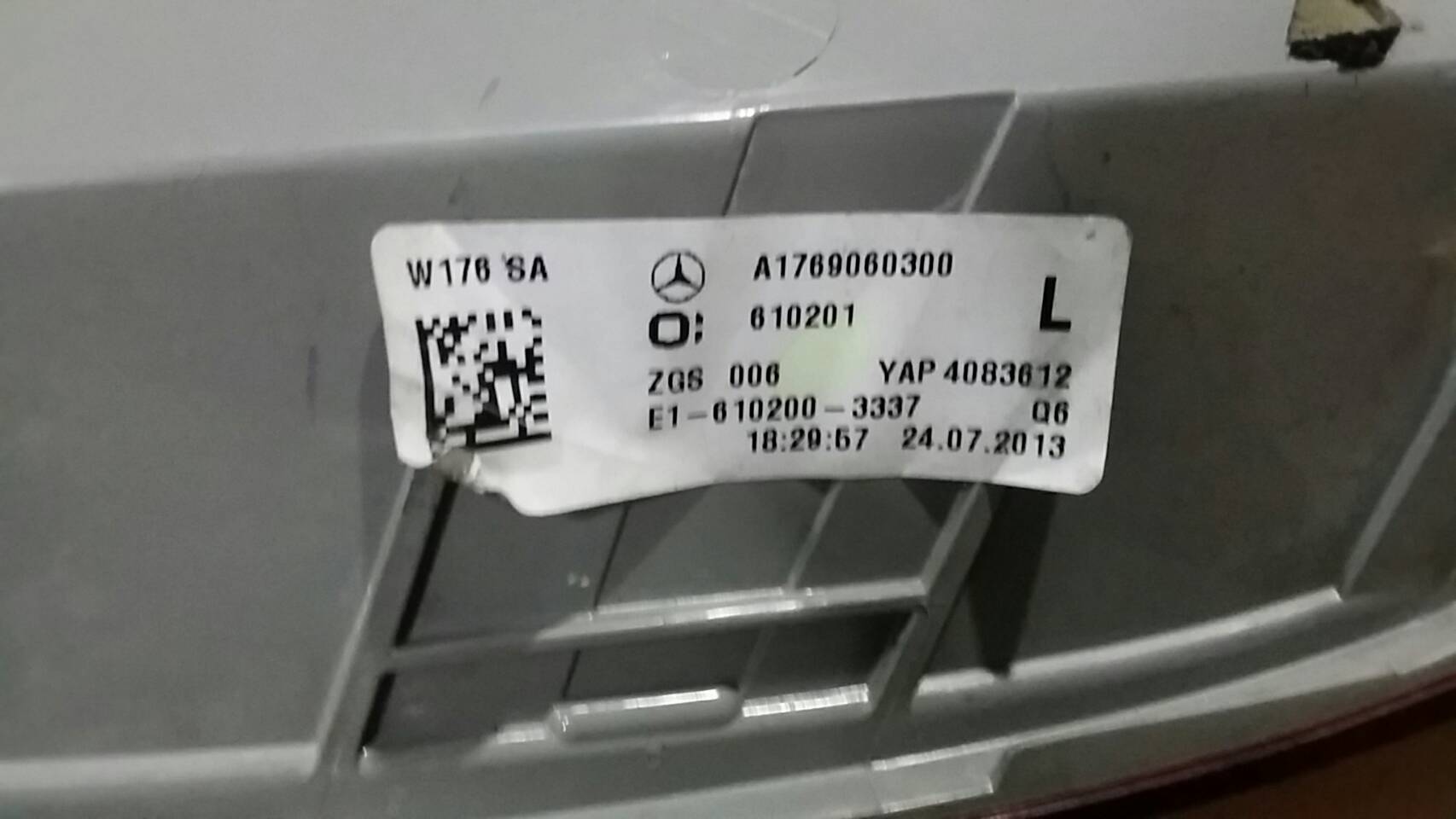 ไฟท้าย Benz W176