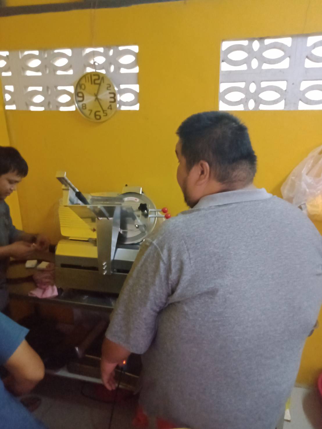 เครื่องสไลด์เนื้อ 12 นิ้ว อัตโนมัติ ออโต้ เนื้อ เนื้อชาบู เครื่องสไลด์เนื้อ เครื่องสไลด์ เครื่องหั่นเนื้อ