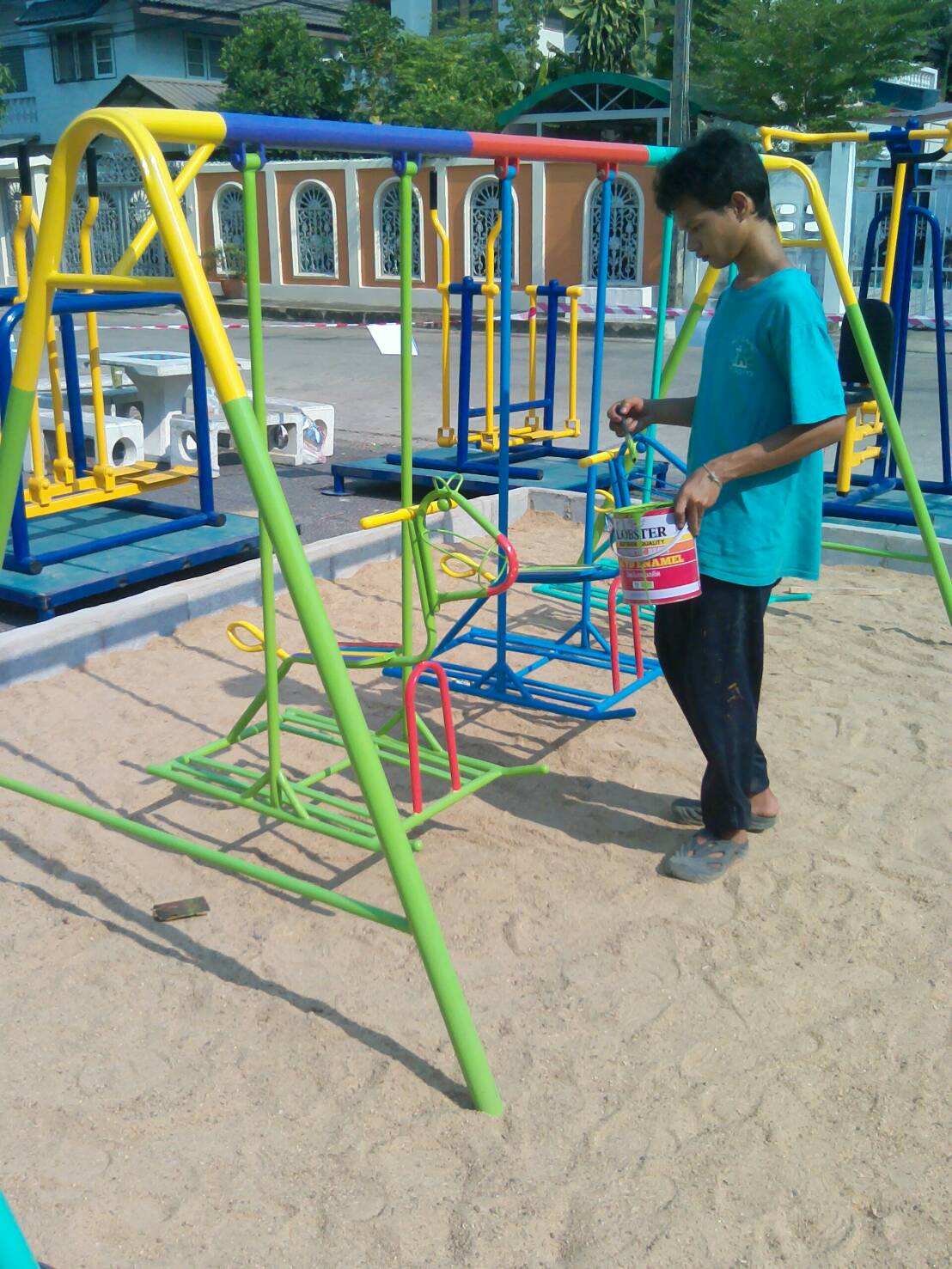 เครื่องออกกำลังกายกลางแจ้งปากเกร็ด