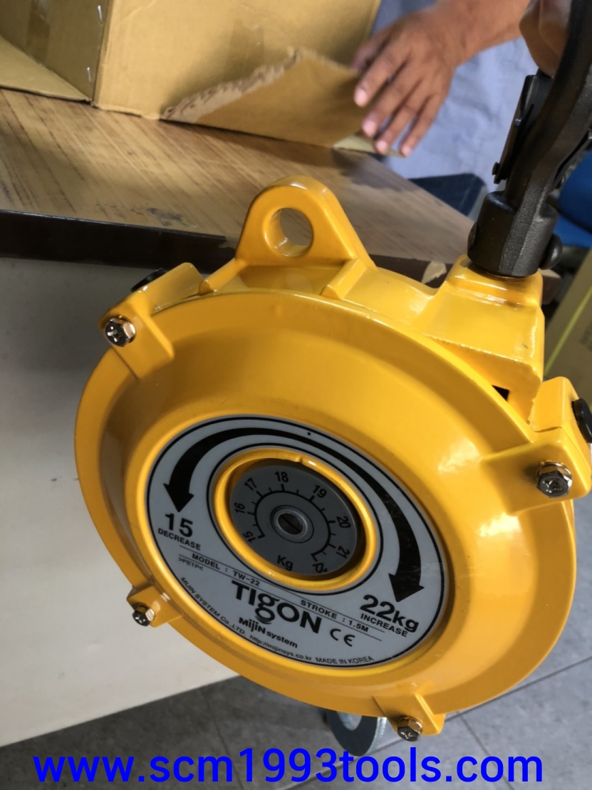 Tigon ไทกอน รุ่น TW-22 สปริงบาลานเซอร์ รอกสปริง 15.0-22.0 kg. Spring Balancer