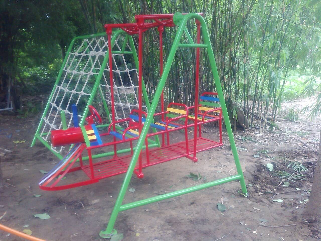 รหัส PG ผลงานติดตั้ง (เทศบาลตำบลดอนขมิ้น อ.ท่ามะกา จ.กาญจนบุรี) เครื่องเล่นสนามกลางแจ้งสำหรับเด็ก