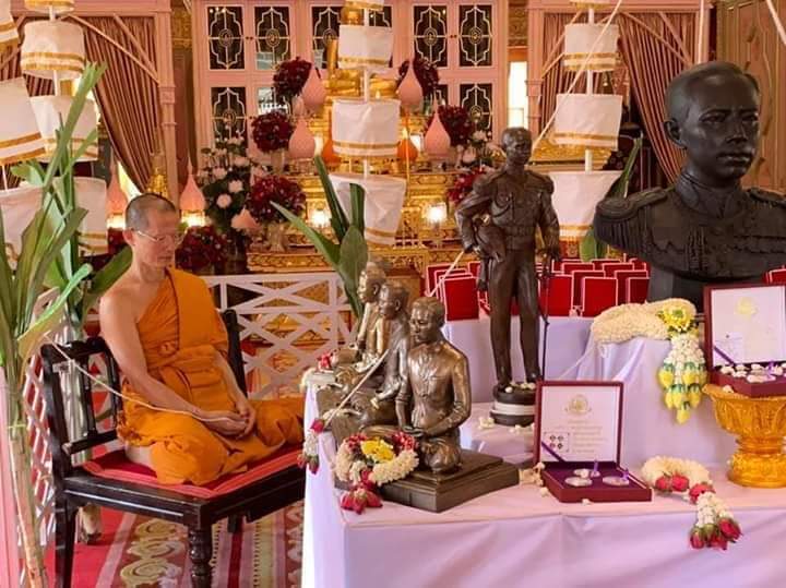 เหรียญกรมหลวงชุมพร เนื้อทองแดง รุ่น บูรณะวิหารน้อย ปี 62 ลพ.้ล็กร่วมเสก