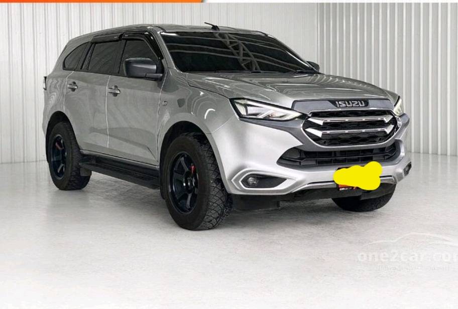 กันชนหน้า กันชนหลัง ISUZU MU-X MUX อีซูซุ มิวเอ็กซ์ ปี 2021 ขายตามสภาพครับ