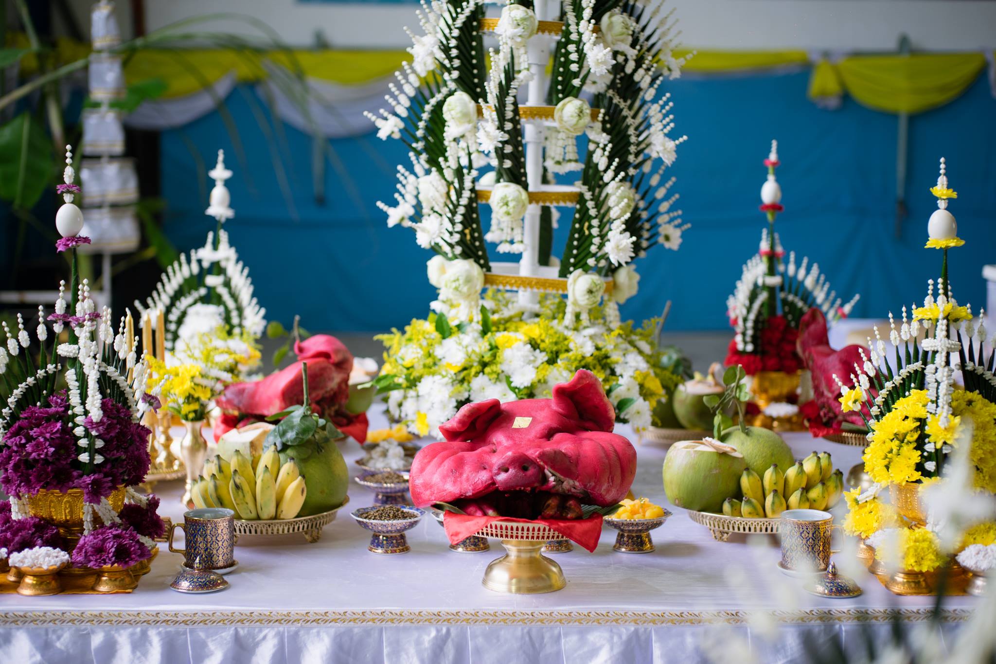 หลวงปู่เทพโลกอุดร อาศรมศรีชัยรัตนโคตร ฐาน 1 ซ.ม. ชุบทอง