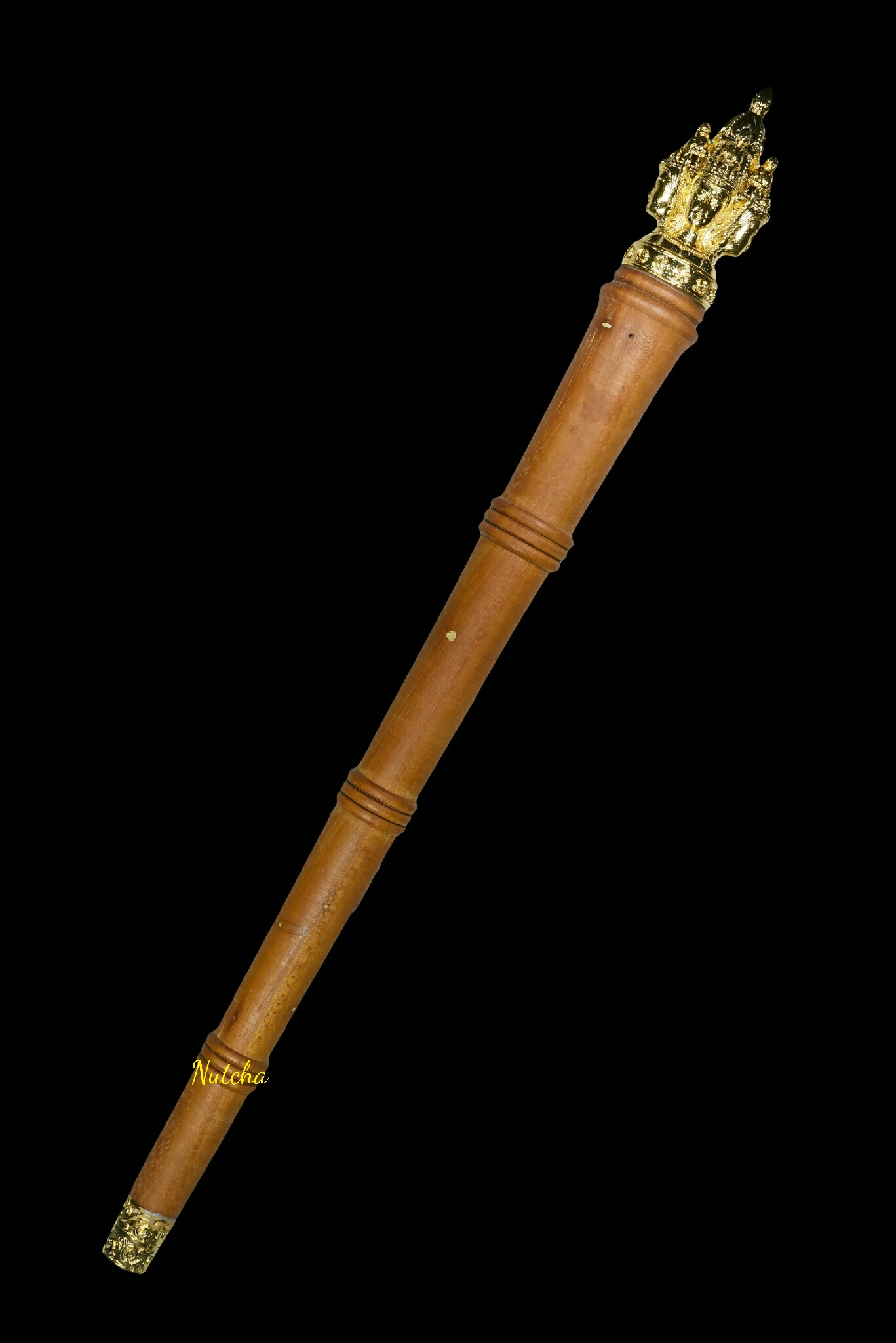 ไม้ครูเศียรพรหม (เสกสายหลวงพ่อฤาษีลิงดำ) วัดศาลพันท้ายนรสิงห์ (หันไม้ไปทางทิศตะวันตกเท่านั้น) ปี ๖๒