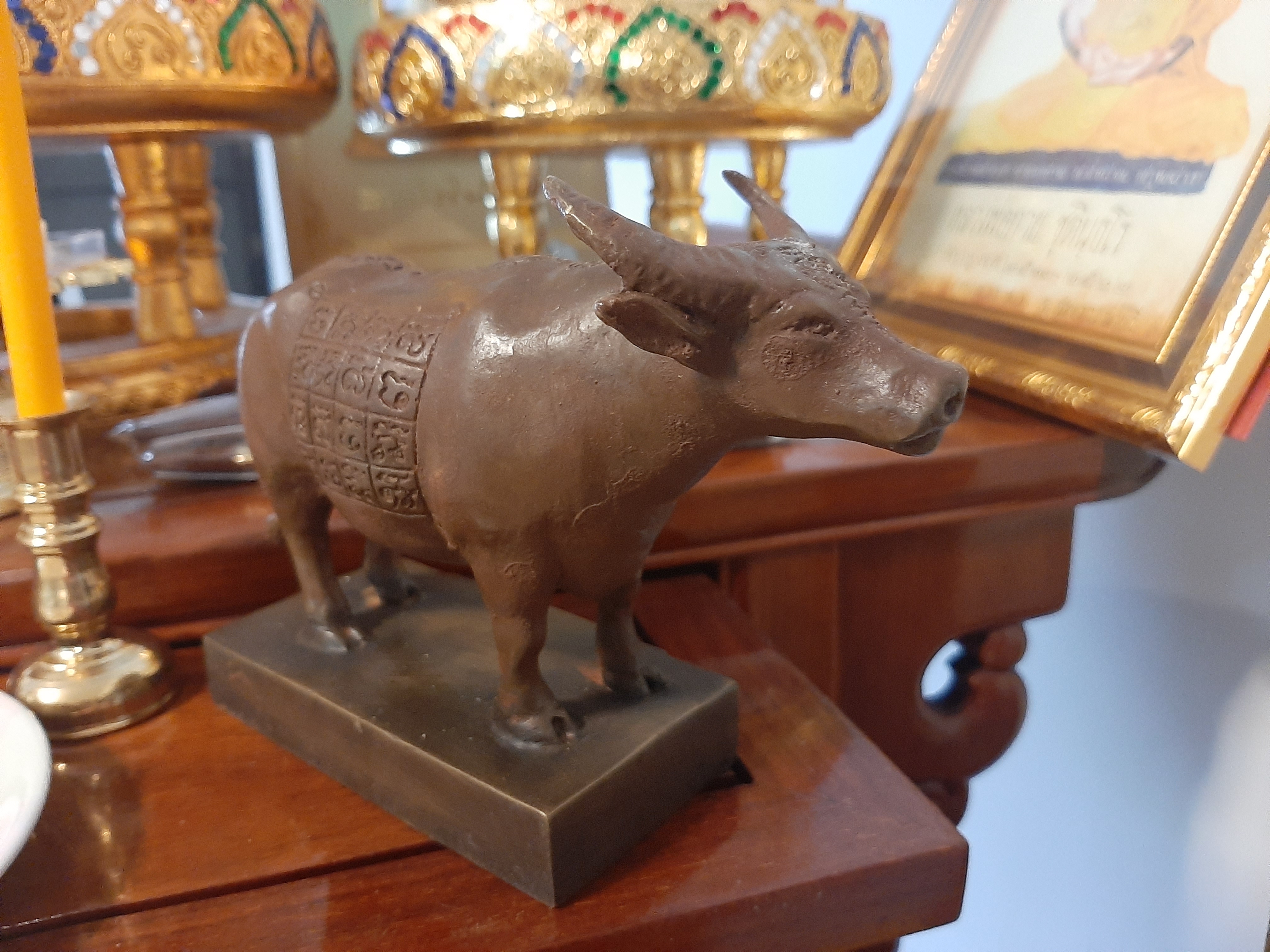 ควายธนูเผือก (ขนาดบูชา) วัดห้วยน้ำขาว ลพ.เล็กร่วมเสก