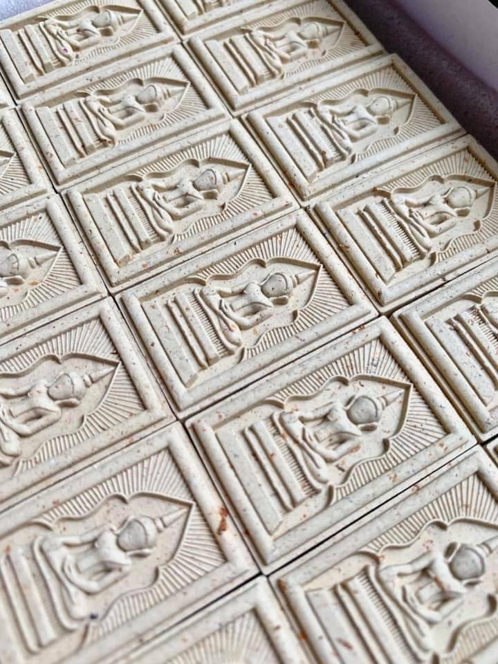 พระสมเด็จแหวกม่านโรยผงพระกริ่งจินดามณีมนต์พระกาฬ ลพ.เล็กเททอง เข้าพุทธาภิเษกวัดท่าขนุน