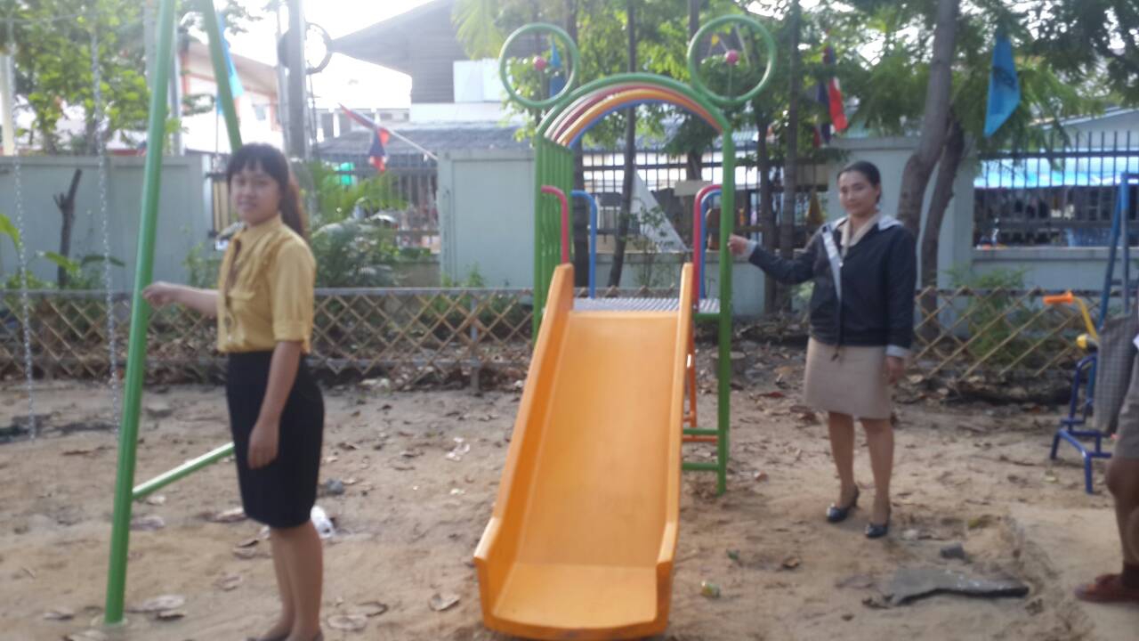 รหัส PG ผลงานติดตั้ง (โรงเรียนวัดราษฎร์โพธิ์ทอง จ.สมุทรปราการ) เครื่องออกกำลังกายเด็ก