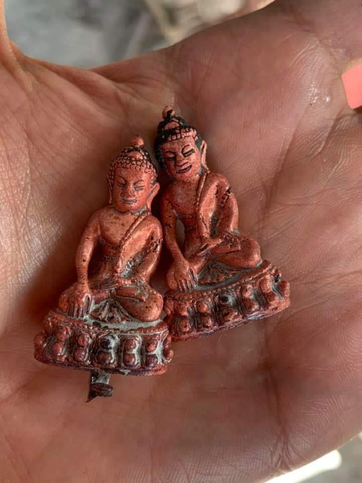 พระสมเด็จแหวกม่านโรยผงพระกริ่งจินดามณีมนต์พระกาฬ ลพ.เล็กเททอง เข้าพุทธาภิเษกวัดท่าขนุน