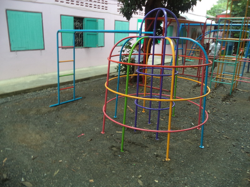 รหัส PG ผลงานติดตั้ง (โรงเรียนบ้านรางจิก ต.หนองขาว อ.ท่าม่วง จ.กาญจนบุรี) เครื่องออกกำลังกายเด็ก