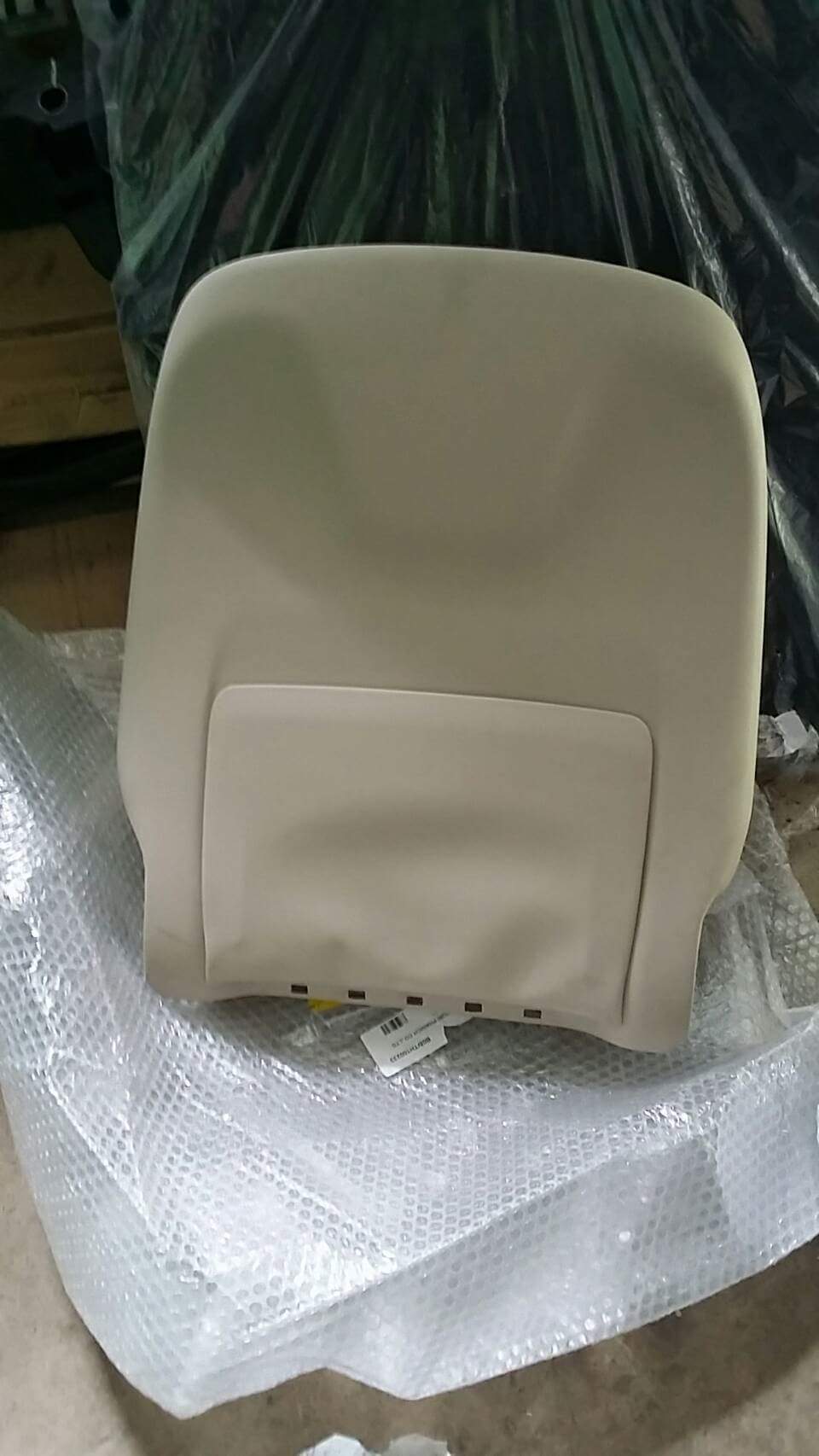 ฝาปิดพนักพิงหลังเบาะหน้า A2059100139