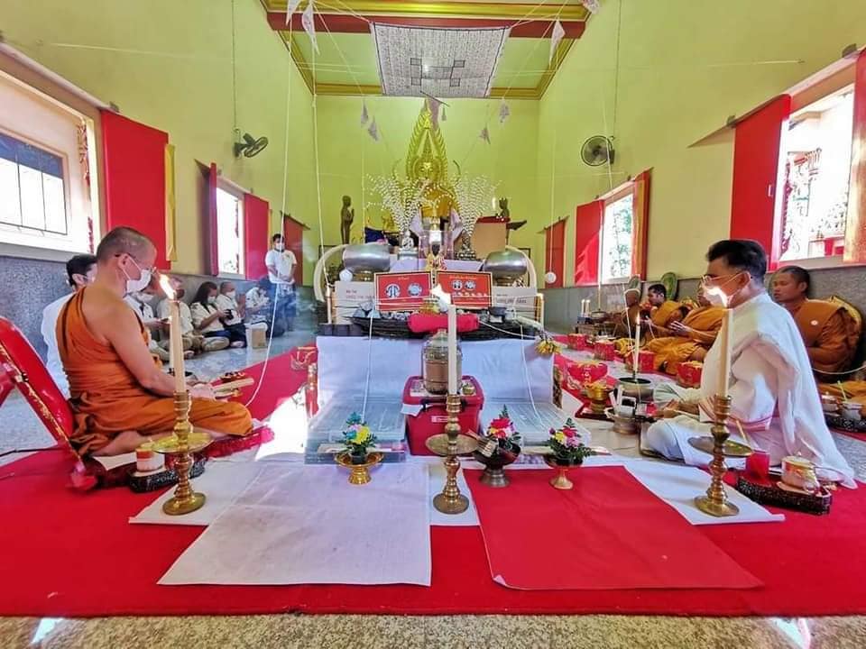 " ตะกรุดมนต์พระกาฬ " รุ่น ๓ ปี ๒๕๖๔ ลพ.เล็ก วัดท่าขนุนร่วมเสก (องค์มหาเถรคันฉ่องพระเถราจารย์ชาวมอญได้มาร่วมในพิธี)