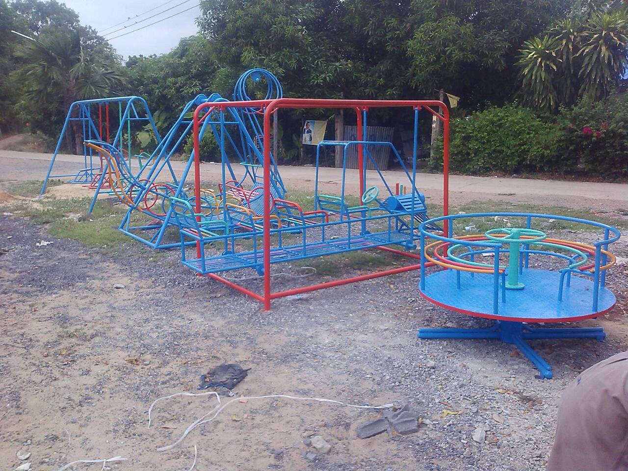 รหัส PG ผลงานติดตั้ง (ตำบลโพนทอง อำเภอหนองแค จังหวัดสระบุรี) เครื่องออกกำลังกายเด็ก