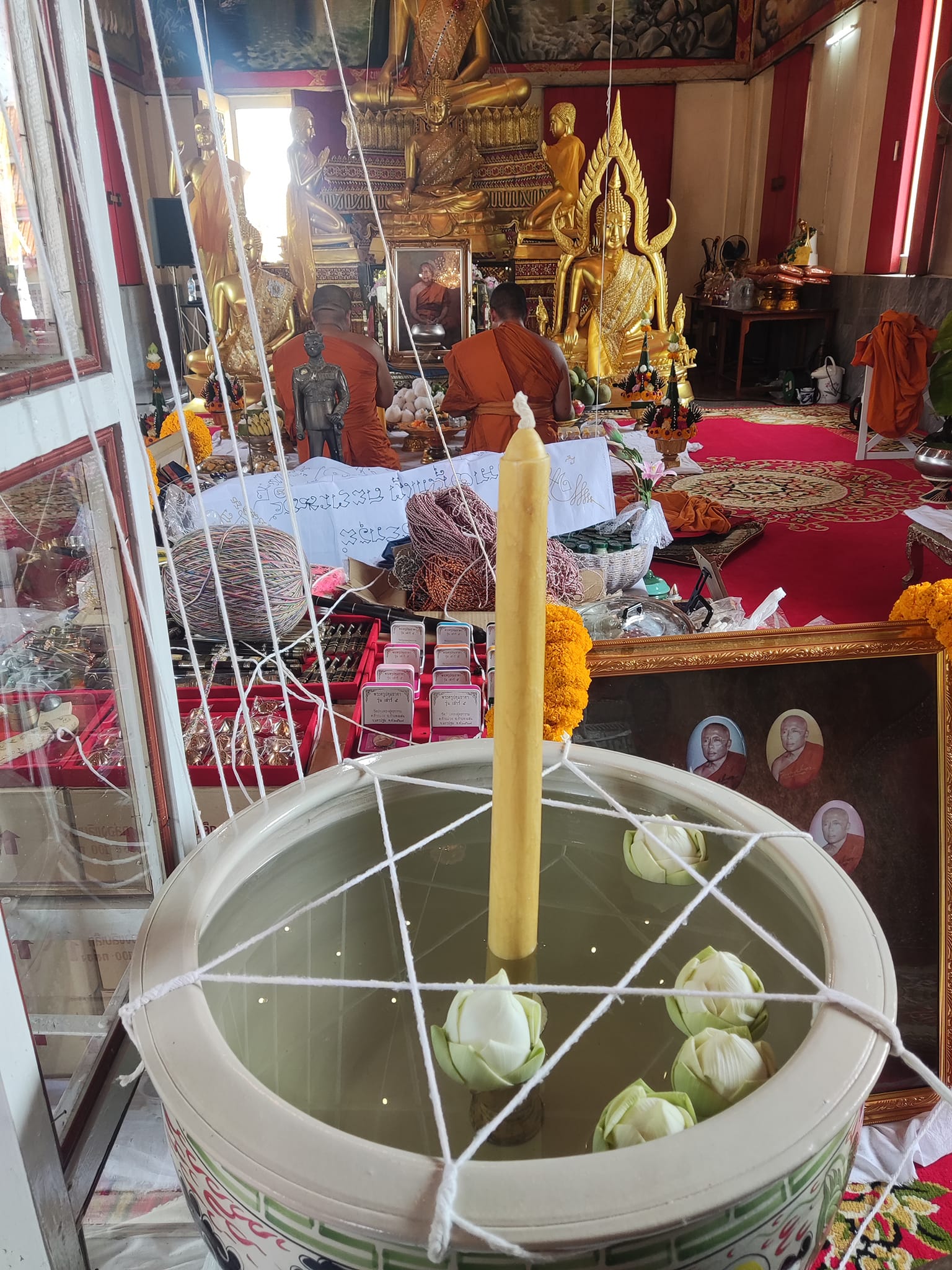 หุ่นพยนต์นำฤกษ์ 2 กร เสกเสาร์ 5 วัดบึงลาดสวาย