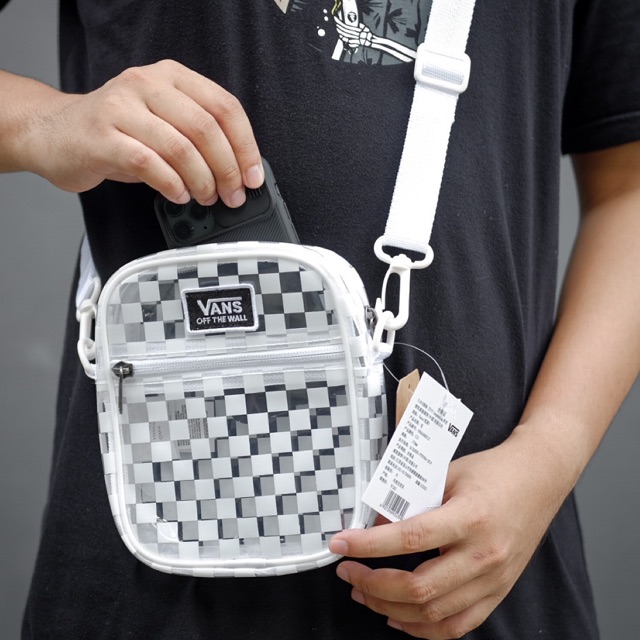 กระเป๋าสะพายข้าง Vans Street Ready Clear Bag ของแท้ ใหม่ล่าสุด พร้อมส่งจากไทย