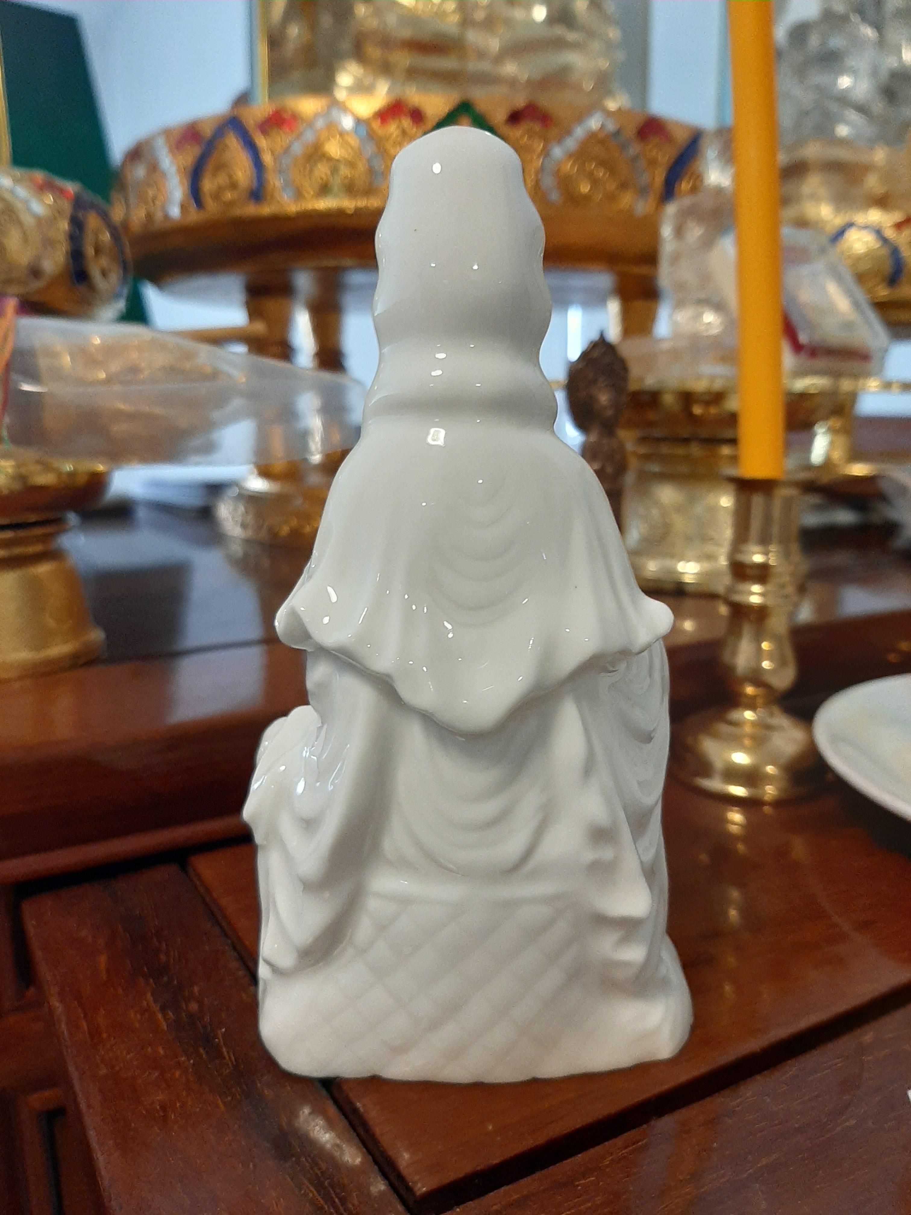 แผ่นป้ายไม้ พระแม่กวนอิม (เสกล่าสุดวาระพิธีแม่กวนอิมออกบวช) ลพ.เอ บ้านสุมโน