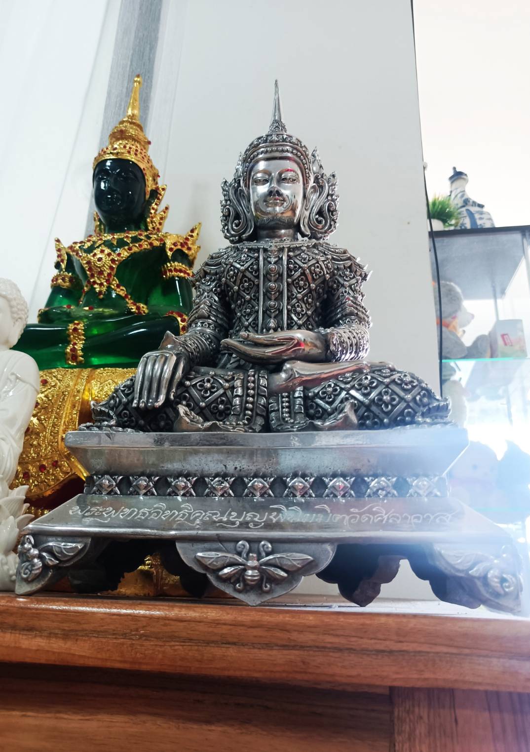 พระพุทธอิทธิคุณบุญพินิมมิต รุ่น 1 (องค์นำฤกษ์ เนื้อเงินยวง) ขนาด 9 นิ้ว No.๑๒ ลพ.เล็ก พอจ.พันแสง วัดศิลาวาส