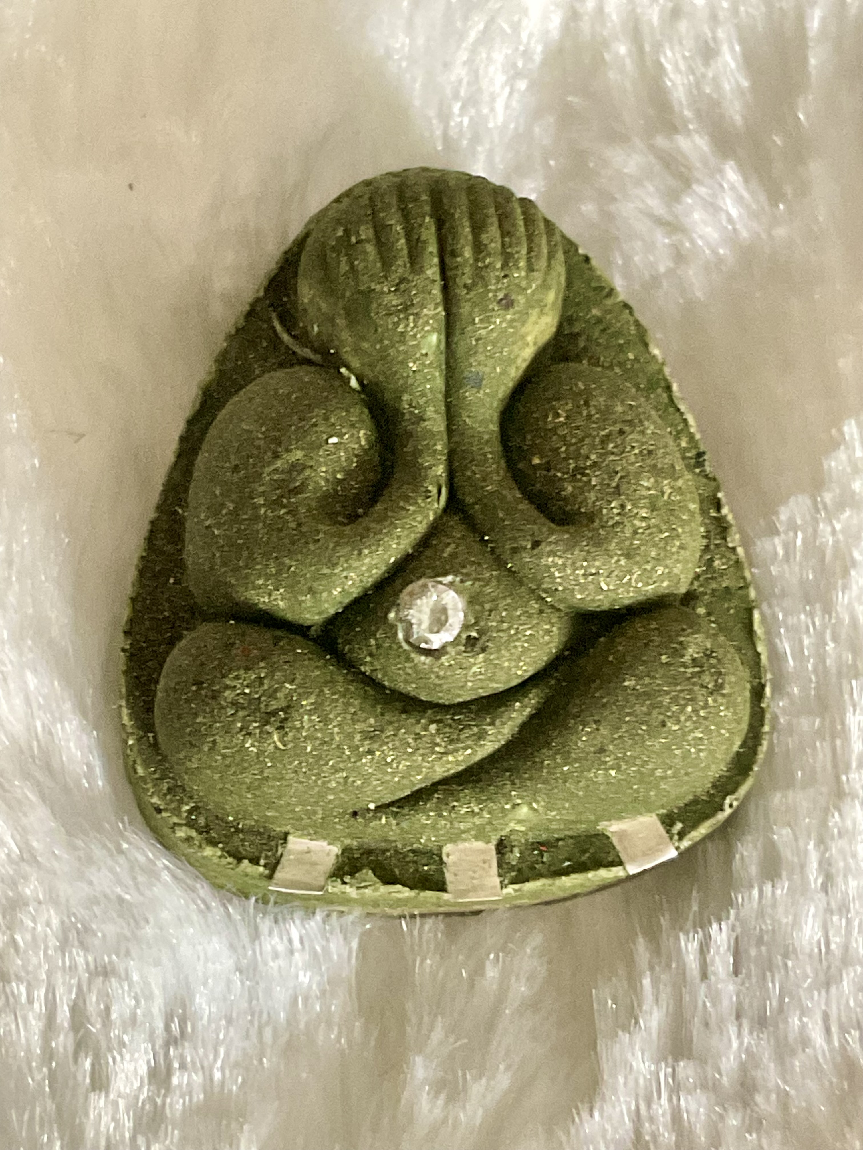 พระผงหลวงปู่คีบ ปิดตาเหนือดวง หลังจีวร ลพ.หนุน ลป.ศิลา พอจ.ต้อม ลพ.สุริยันต์ พุทธาภิเษก วัดโพธิ์ศรีสะอาด 6 ก.ค. 67