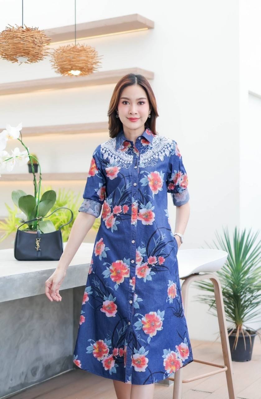 ชุดยีนส์ #8837-3 เดรสยีนส์พิมพ์ลายดอกไม้แต่งงานฉลุสวยหรูทั้งด้านหน้าและหลัง ผ้ายีนส์แท้เนื้อนิ่ม ใส่สบาย แบบสวยใส่ได้หลายโอกาส