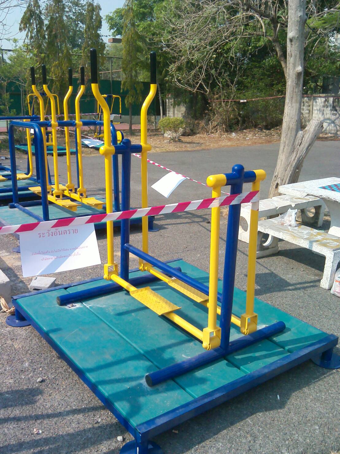 รหัส SM ผลงานติดตั้ง (หมู่บ้านสีไชยทอง) เครื่องออกกำลังกายกลางแจ้ง