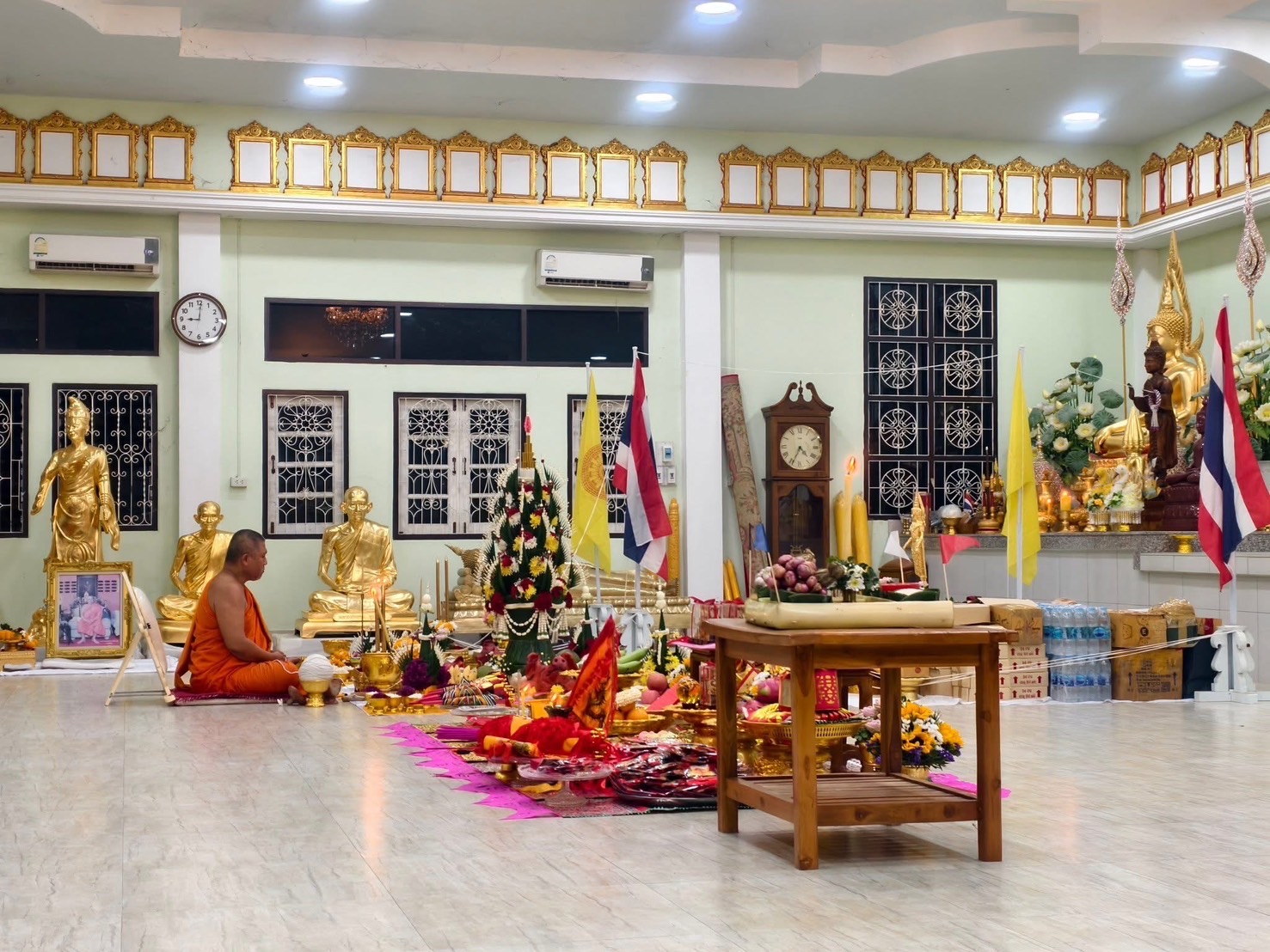 กี่เพ้าฮู้หม่าโจว พอจ.บ๊ะ วัดโพธิ์ลังกา