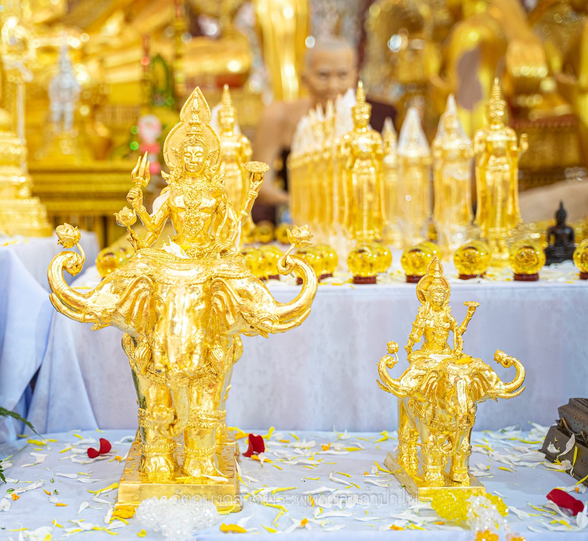 ดวงแก้วมนทกานต์ (แก้วเหลือง) พิธีฝ่าวิกฤติ เลื่อนยศ ยกฐานะ